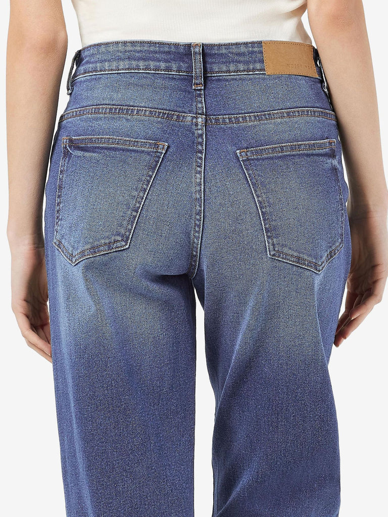 Yolanda Jeans in Medium Blue Denim