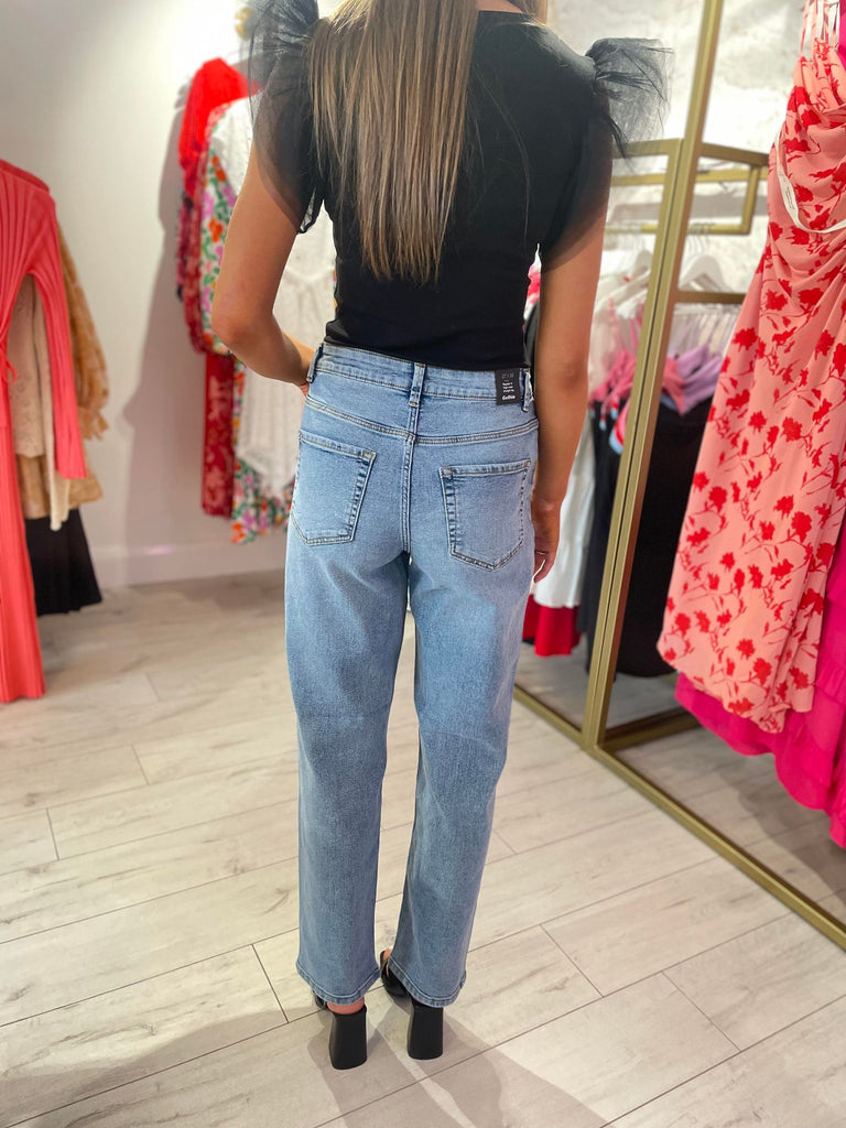 GUTHIE HIGH WAISTED STRAIGHT FIT JEANS