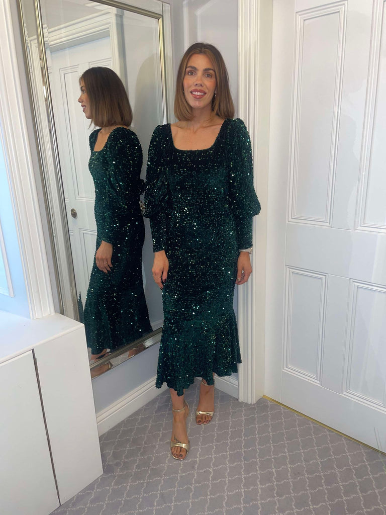 Sequin Velvet Bodycon Long Sleeves Evening Dress In Green