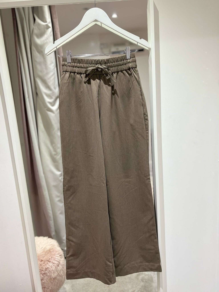 Malma Trousers