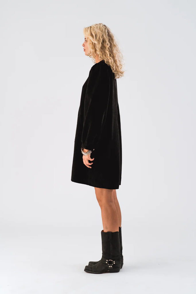 CarlaLL Short Dress LS - Black