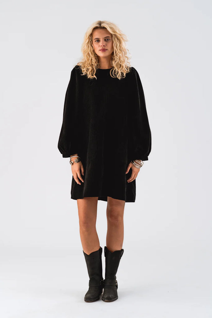 CarlaLL Short Dress LS - Black