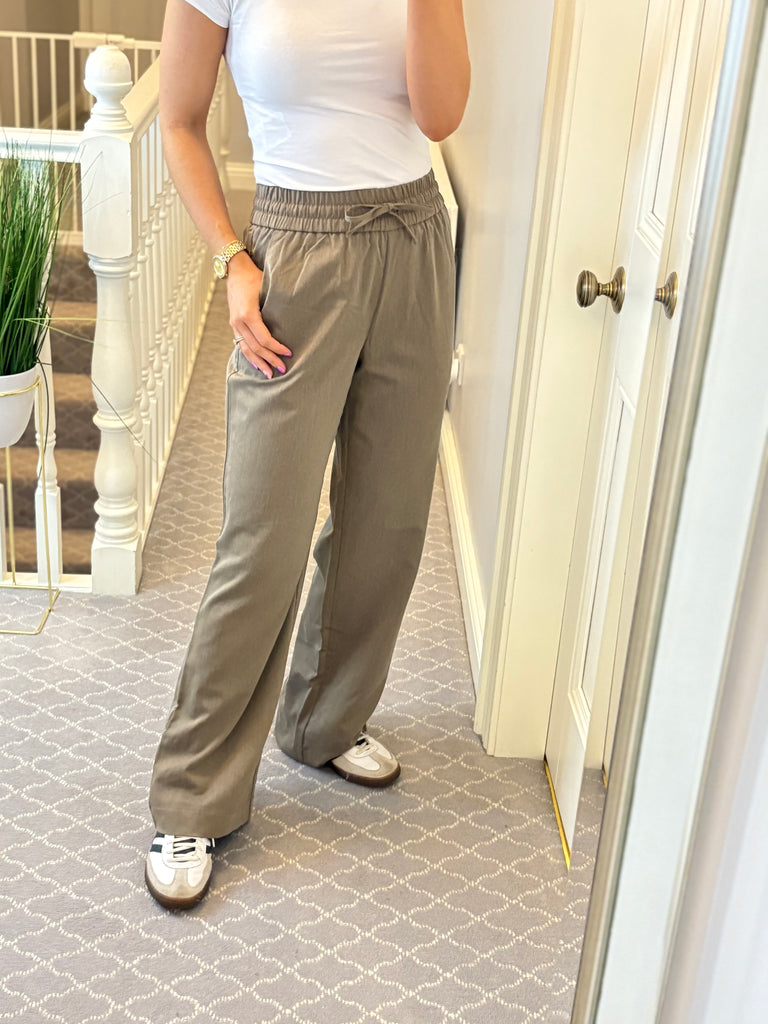 Malma Trousers