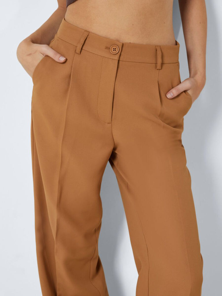 HIGH WAISTED STRAIGHT FIT TROUSERS